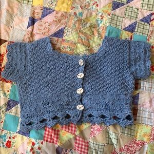 Thick knitted cropped cardigan